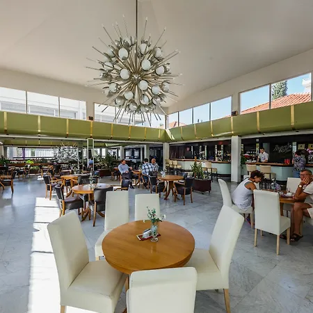 Hotel Medena
