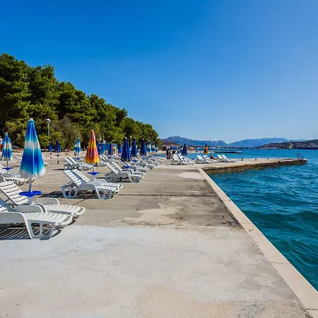 Hotel Medena 3*