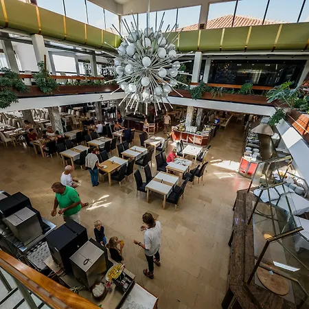 Medena 3* Seget Donji