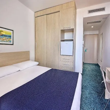 Medena Hotel 3*